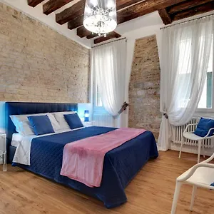 Διαμέρισμα Charming Castello By Wonderful Italy, Βενετία