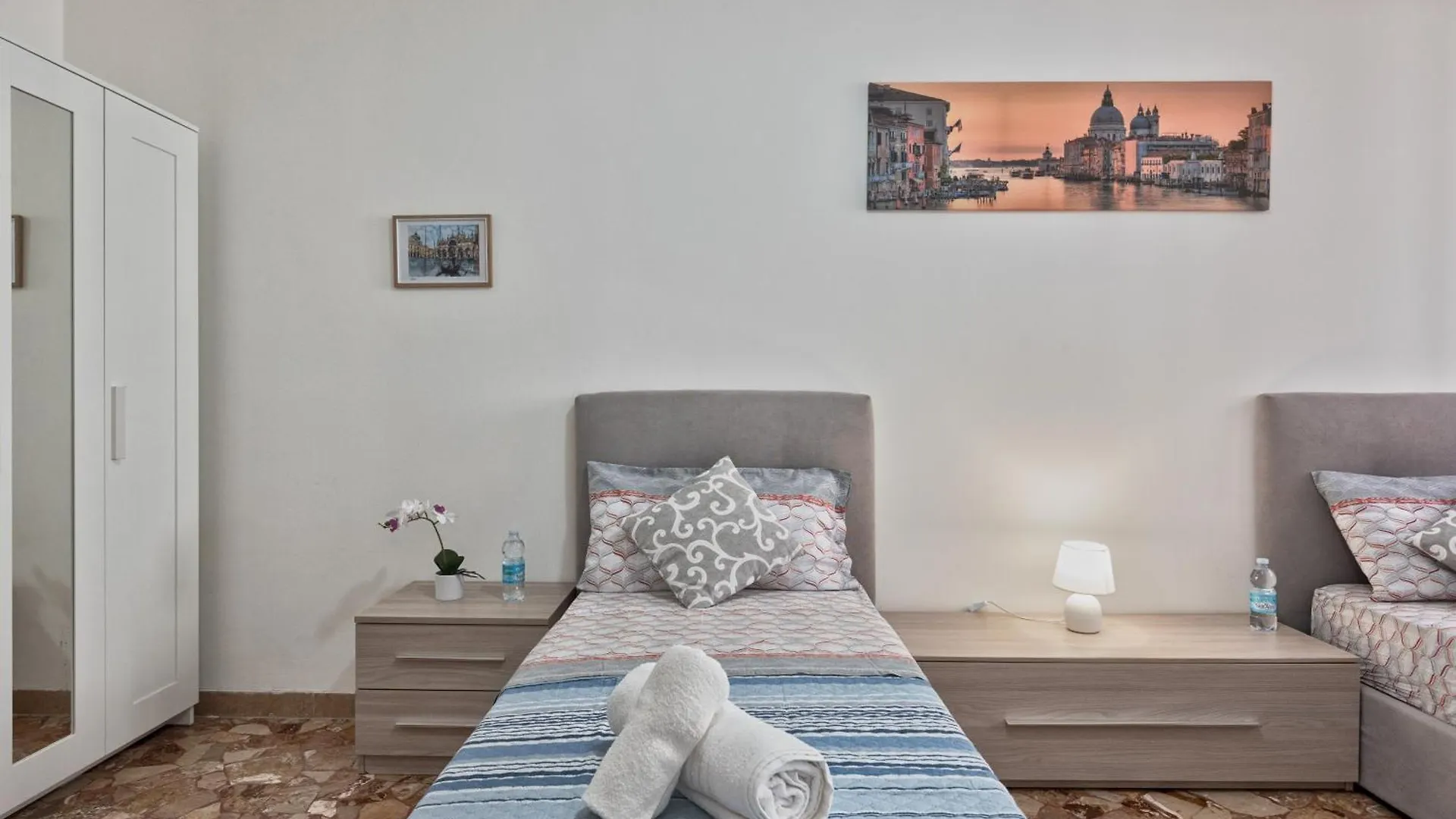 Apartment Bd Home Venice