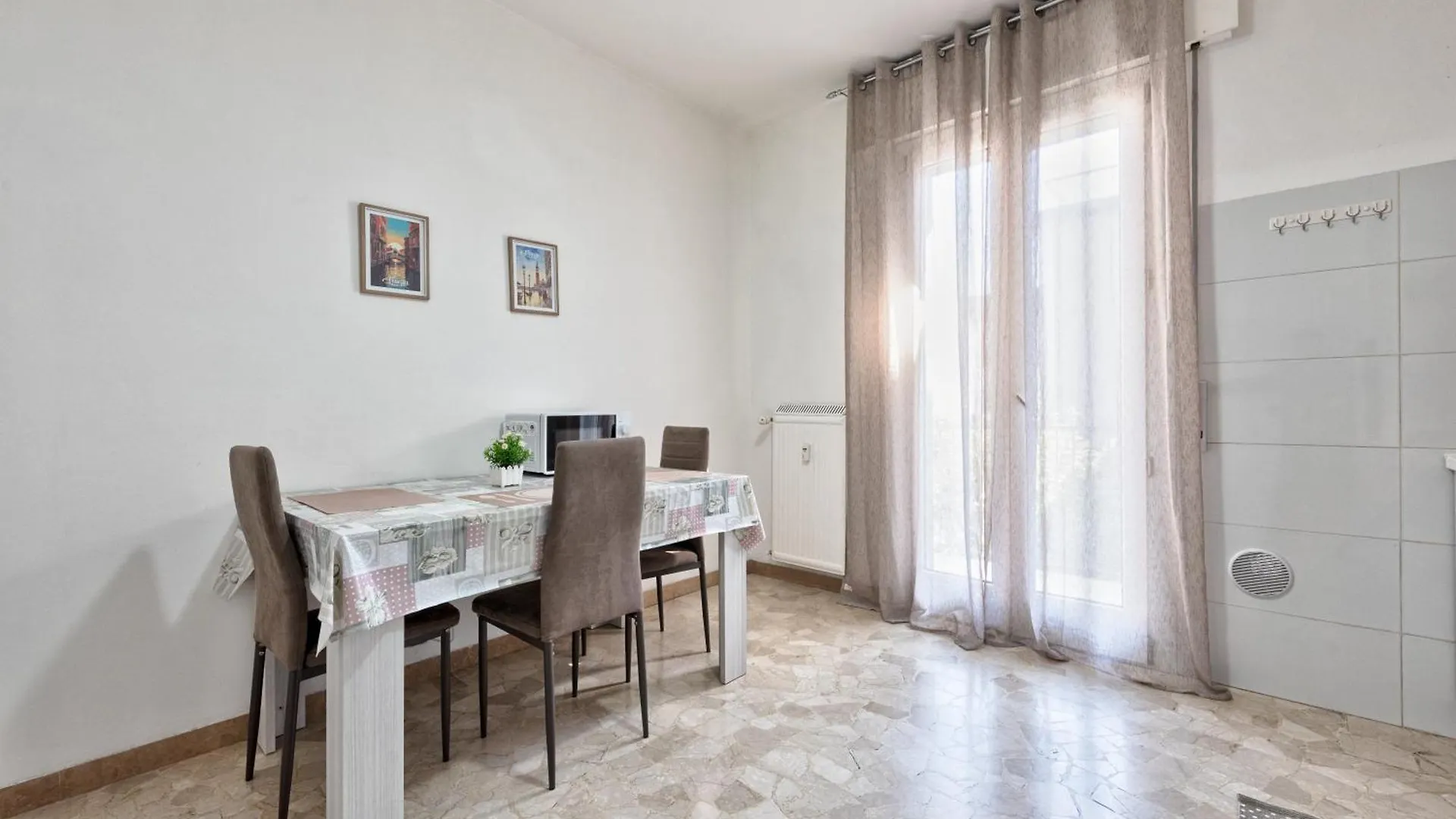 Bd Home Venice 0*,  Italy
