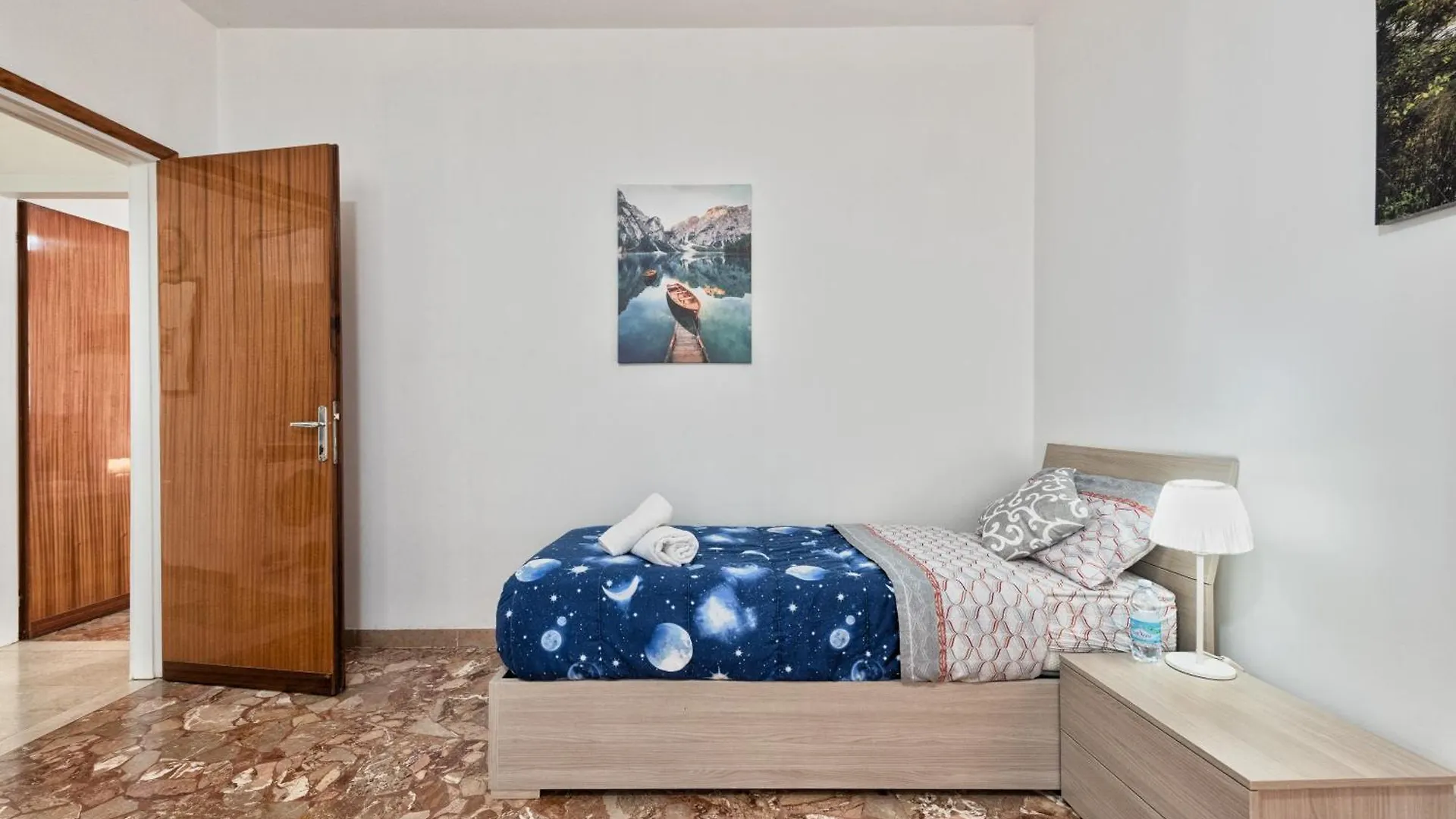 Bd Home Venice 0*,