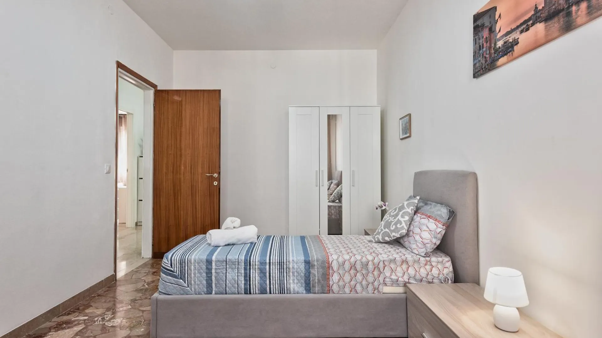 Bd Home Venice Apartment